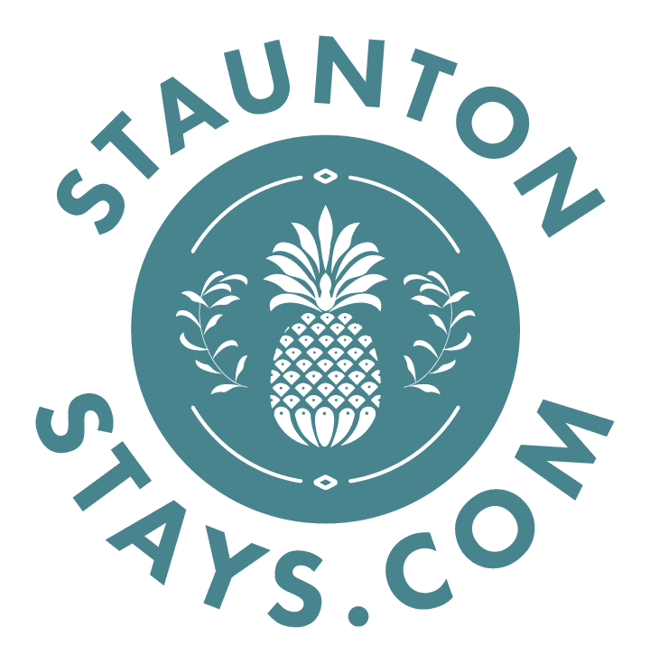 StauntonStays Logo2019 teal badge2 144