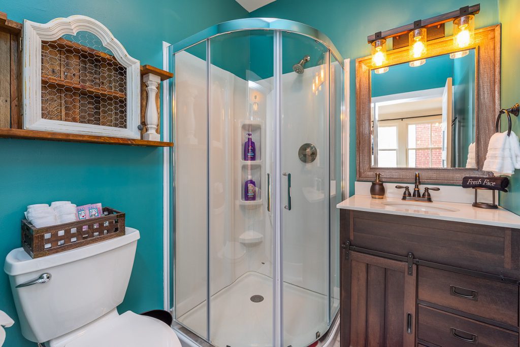 Shenandoah Suite 2 1024x684 1.jpg